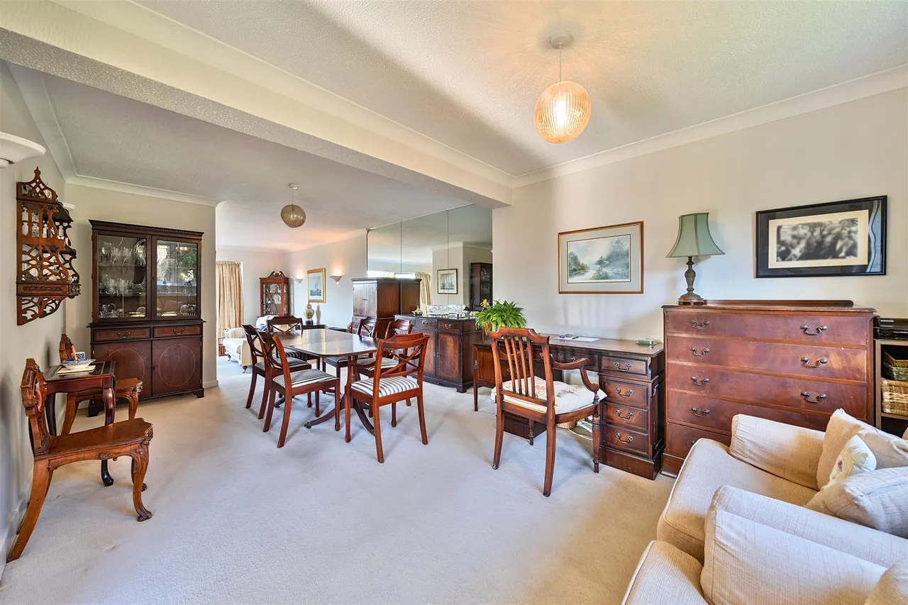 Thornton Avenue, Warsash, photo 12