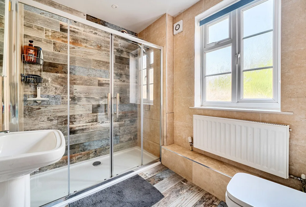 Bridge Street, Stroud, GL5 3ES, photo 3