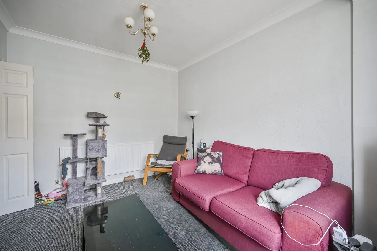 71 Queens Road, London, photo 3