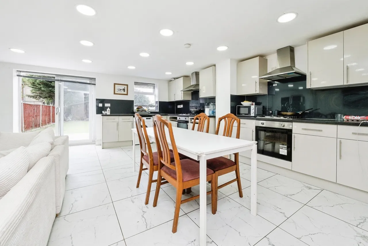 Diban Avenue, Hornchurch, RM12, photo 12