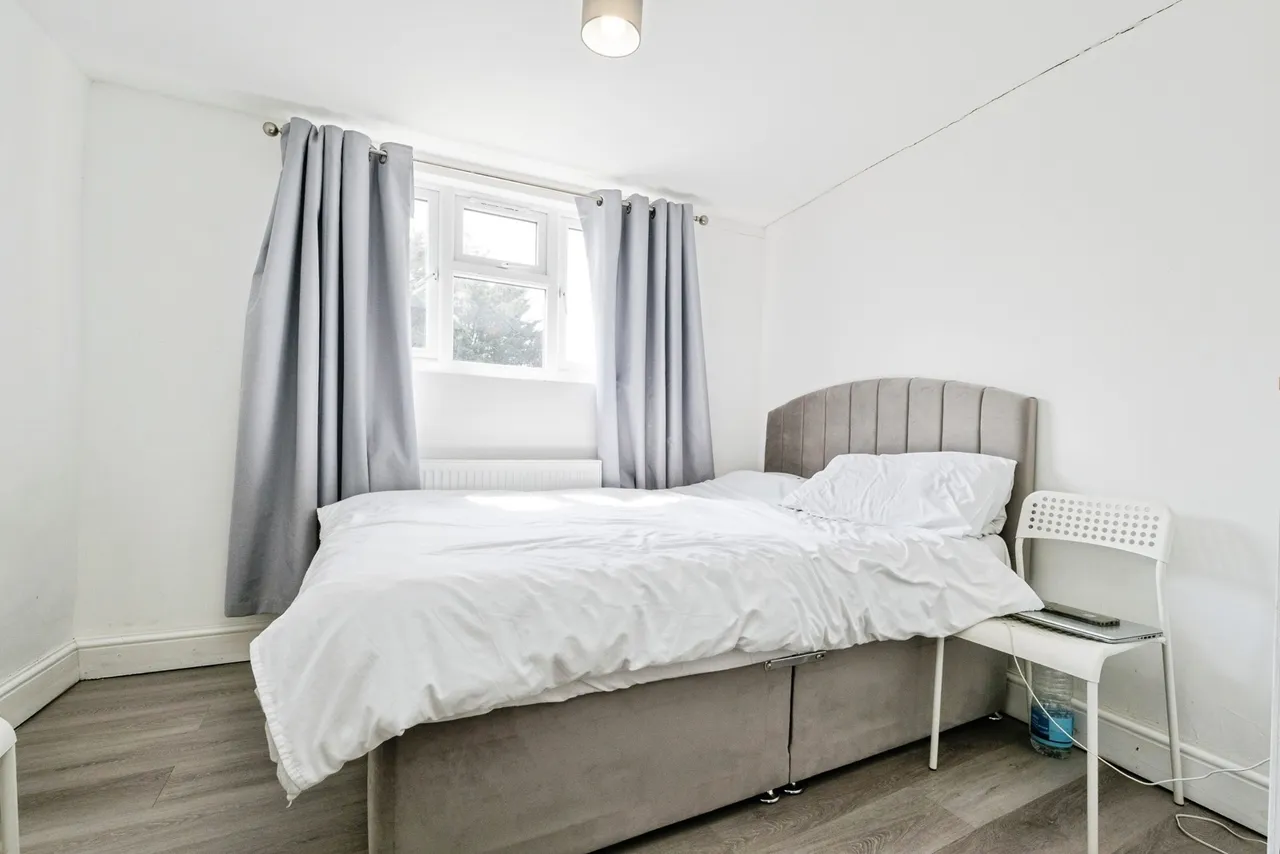Diban Avenue, Hornchurch, RM12, photo 13