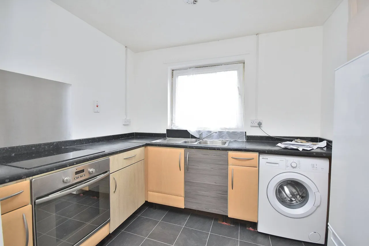 Mitchell Close, Northampton, NN5 7RP, photo 3