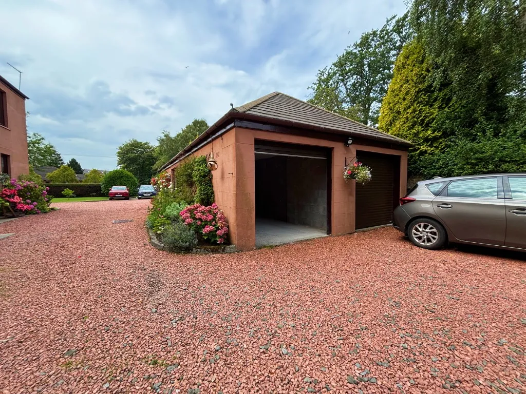 Uddingston Road, 6, South Lanarkshire, Bothwell, G71 8PG, photo 21