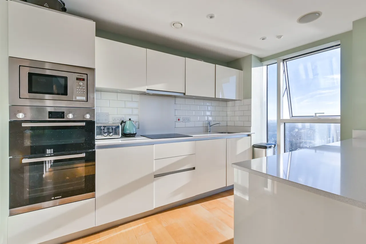 157 Residence Tower, Woodberry Grove, London, photo 4