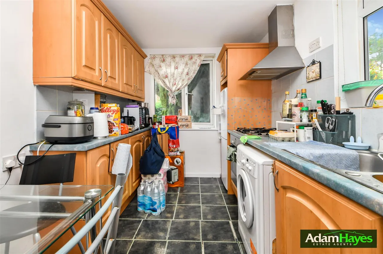 Friern Park, North Finchley, N12, photo 3