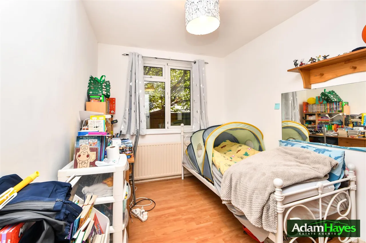 Friern Park, North Finchley, N12, photo 7