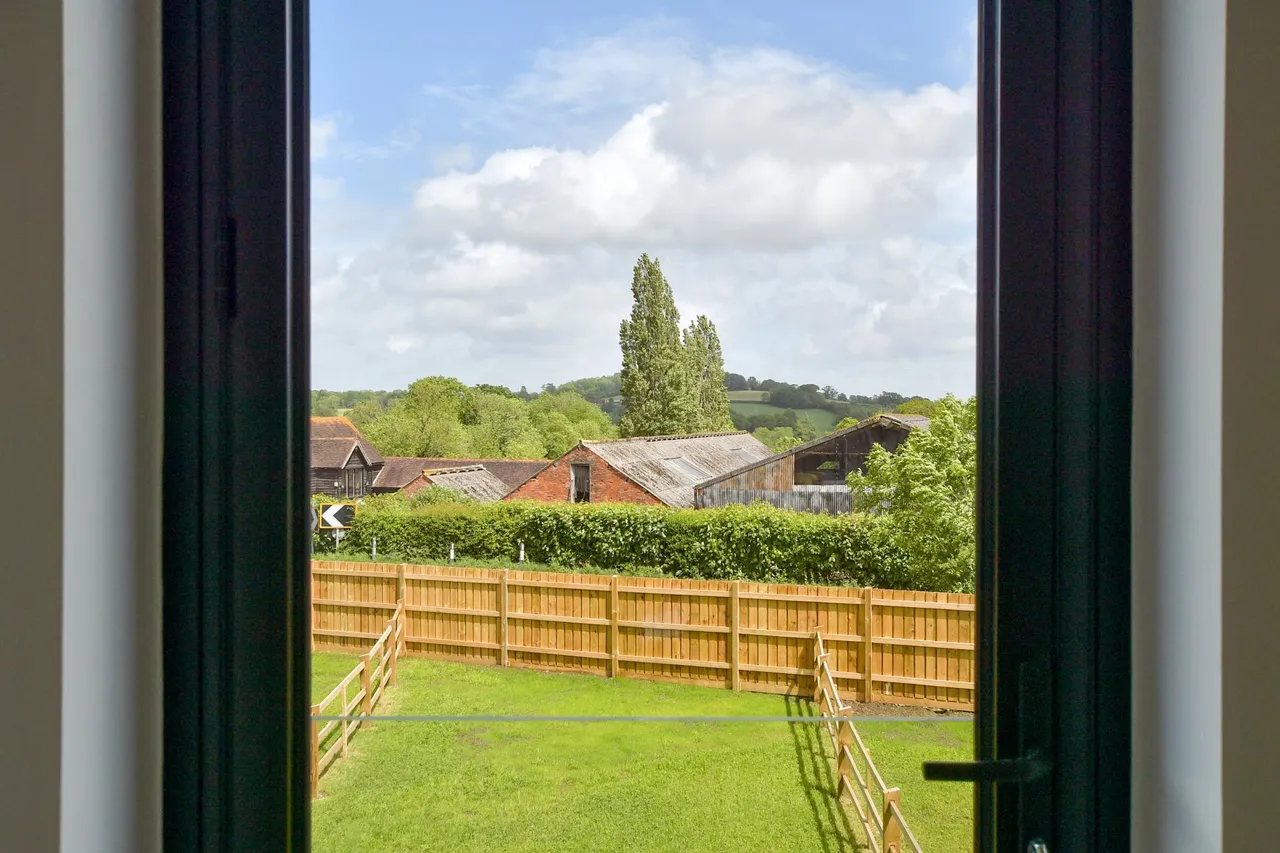 Hartfield Road, Cowden, TN8, photo 10
