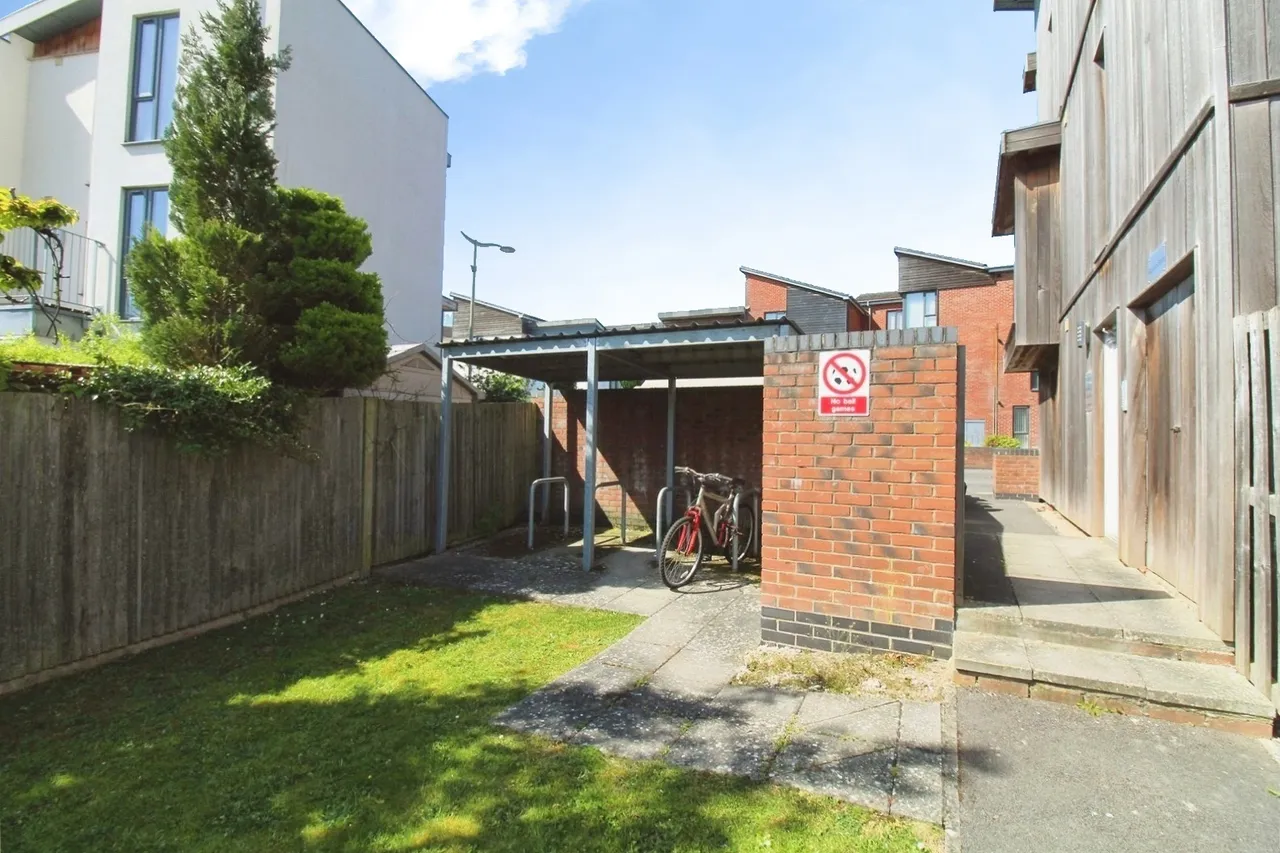 Oxford Way, Basingstoke, Hampshire, RG24 9FP, photo 14