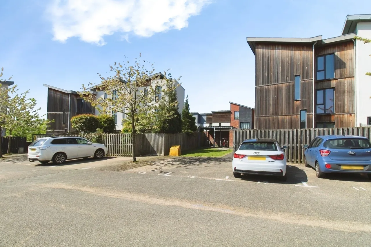 Oxford Way, Basingstoke, Hampshire, RG24 9FP, photo 11