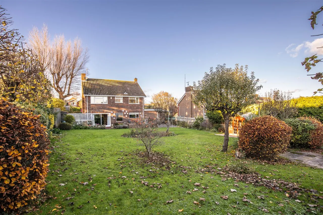 The Paddocks, Rodmell, BN7 3HU, photo 2