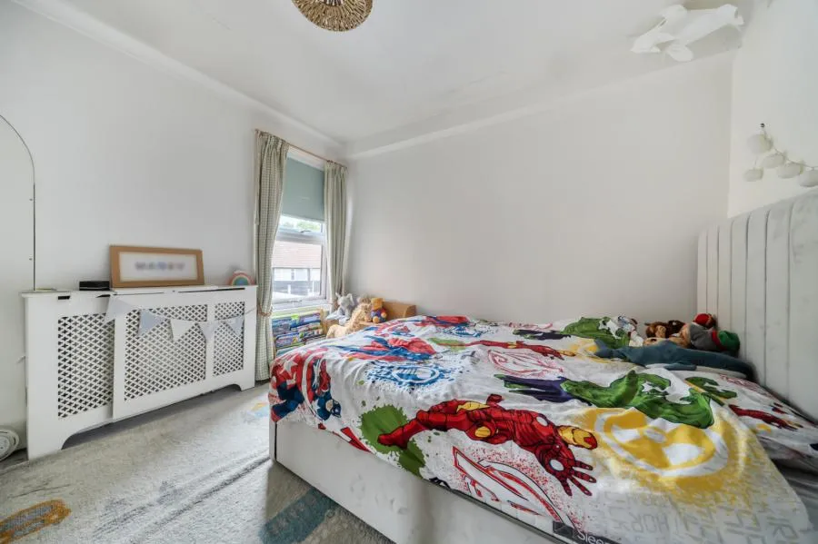 Guildford Road, Bagshot, GU19, photo 13