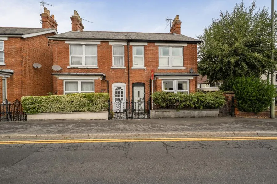 Guildford Road, Bagshot, GU19, photo 17