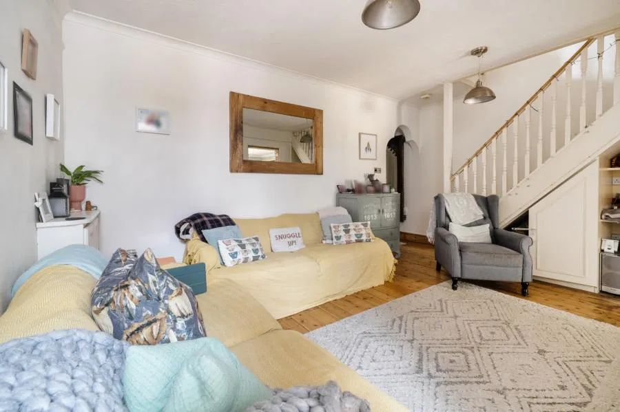 Guildford Road, Bagshot, GU19, photo 8