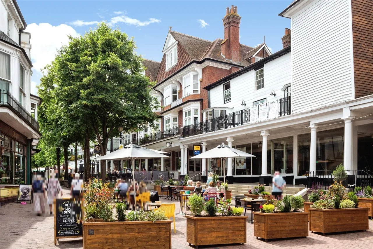 The Pantiles, Tunbridge Wells, TN2, photo 7