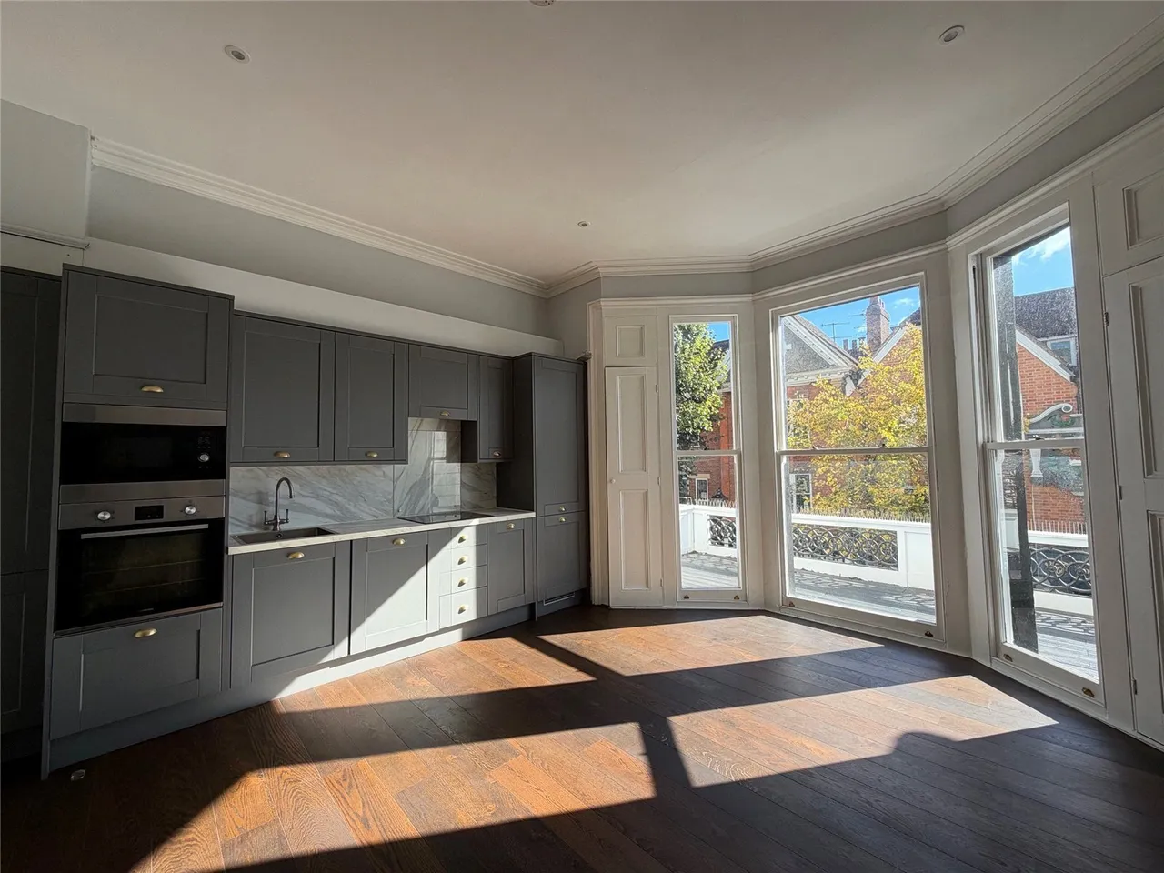 1 bed flat for sale, The Pantiles, Tunbridge Wells, TN2