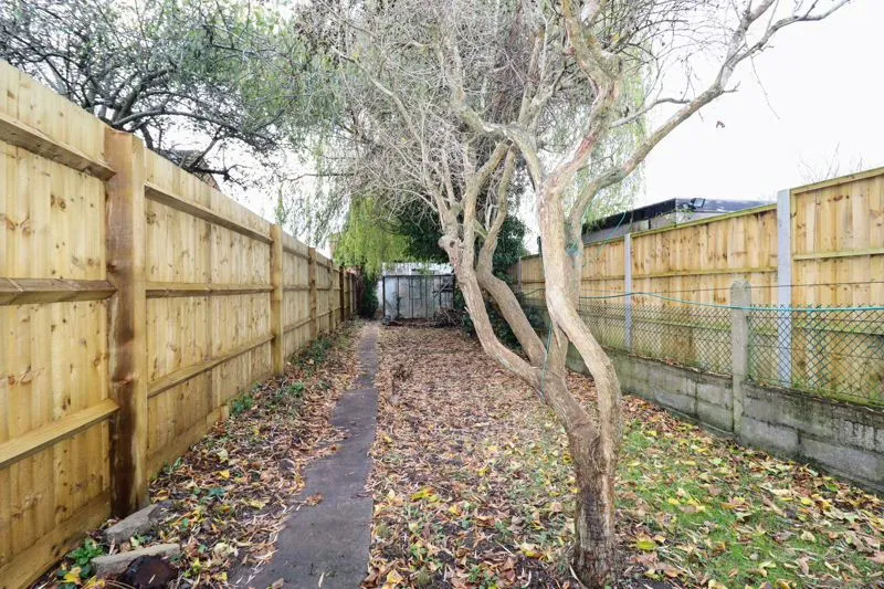 Western Road, Bletchley, Milton Keynes, Buckinghamshire, MK2 2PR, photo 18
