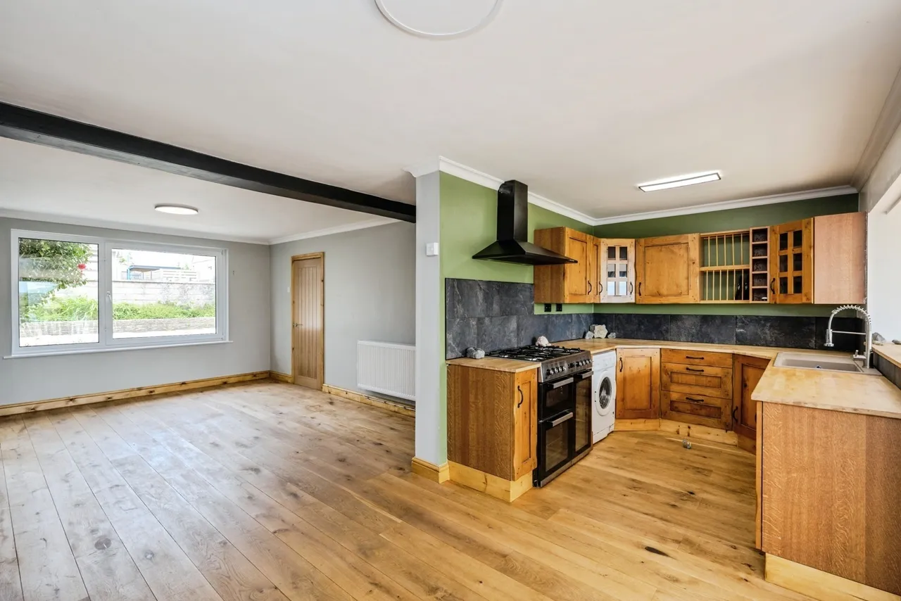 Llewellyn Park Drive, Morriston, SA6, photo 4