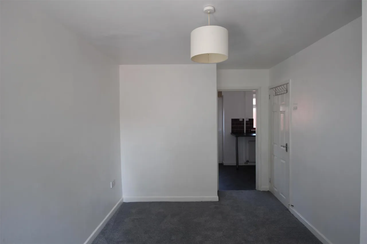 Cambria Street, Bolton, BL3 4DE, photo 2