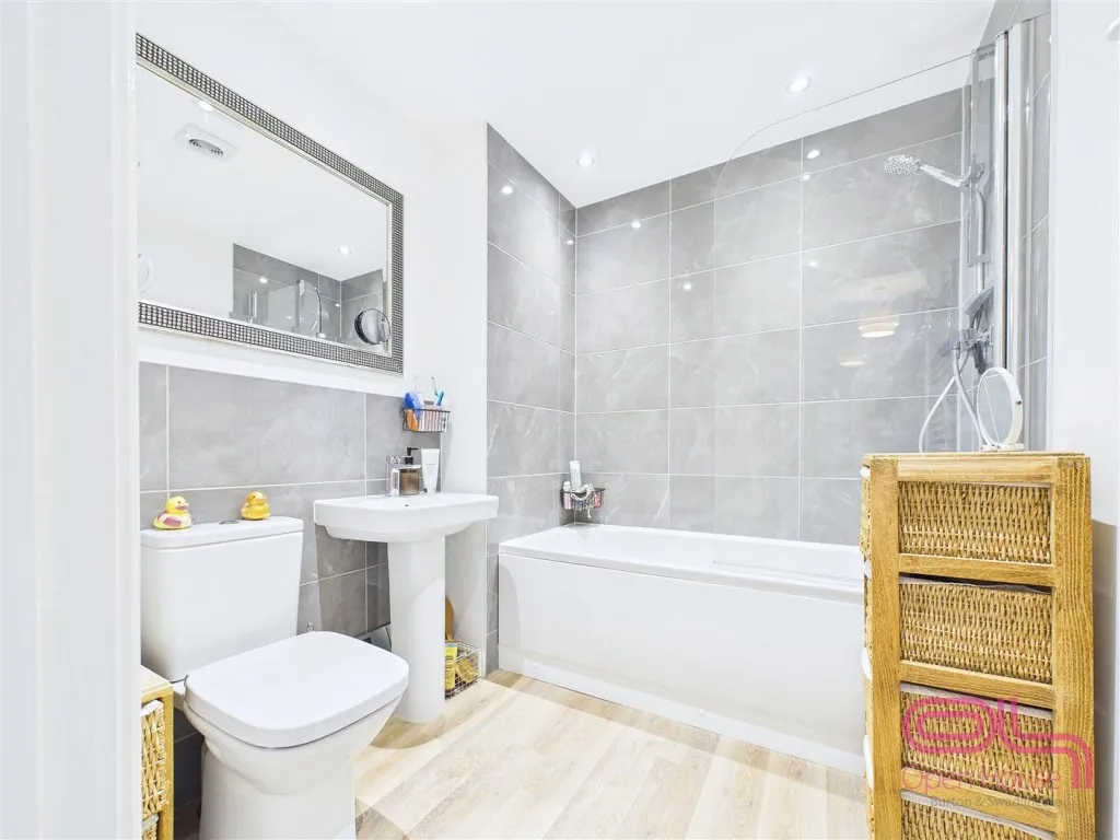 Fairfield, Branston, DE14, photo 15