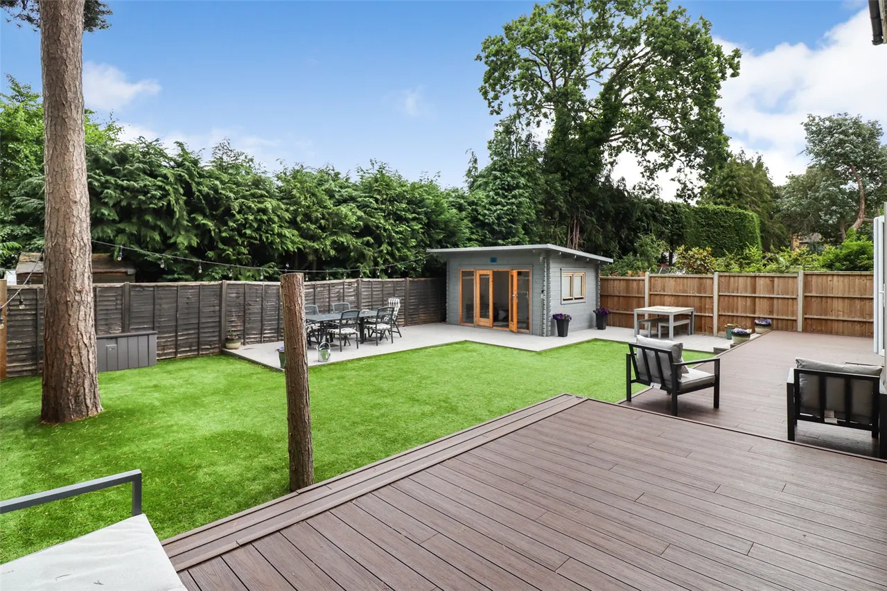 Coombe Drive, Fleet, Hampshire, GU51 3DY, photo 12
