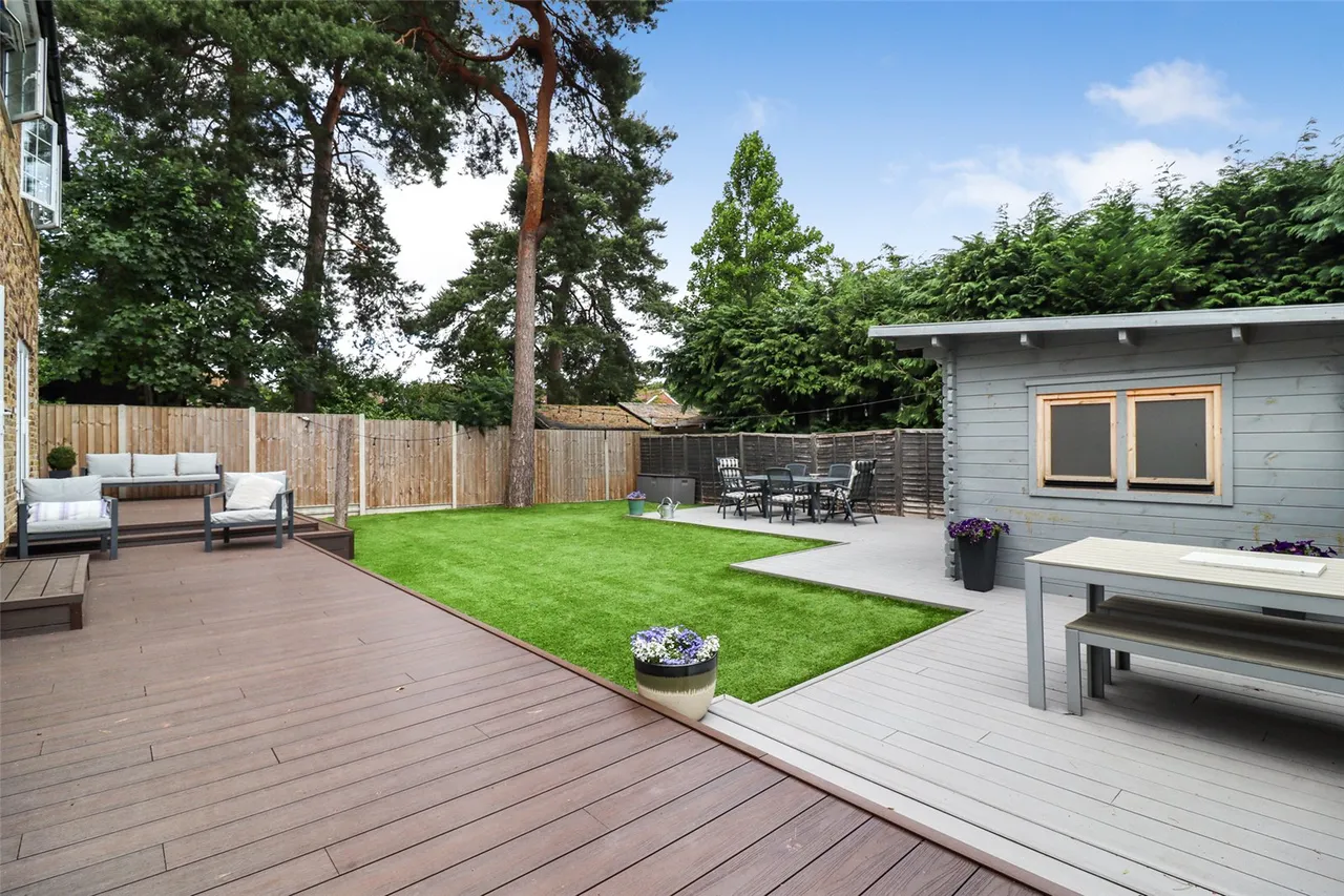 Coombe Drive, Fleet, Hampshire, GU51 3DY, photo 13