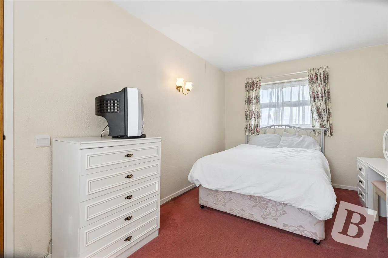 Gaynesford, Basildon, Essex, SS16, photo 9