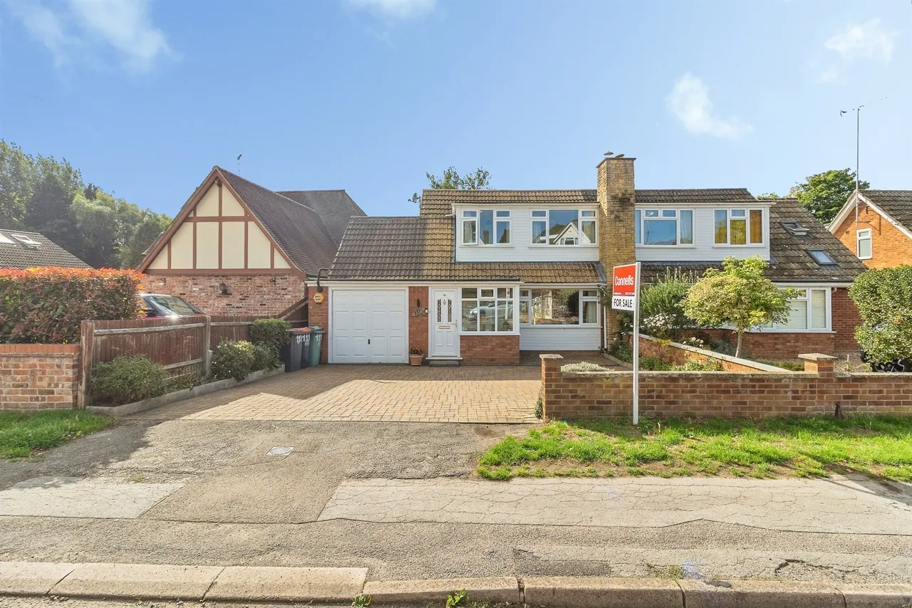 4 bed house for sale — Plantation Road, Leighton Buzzard