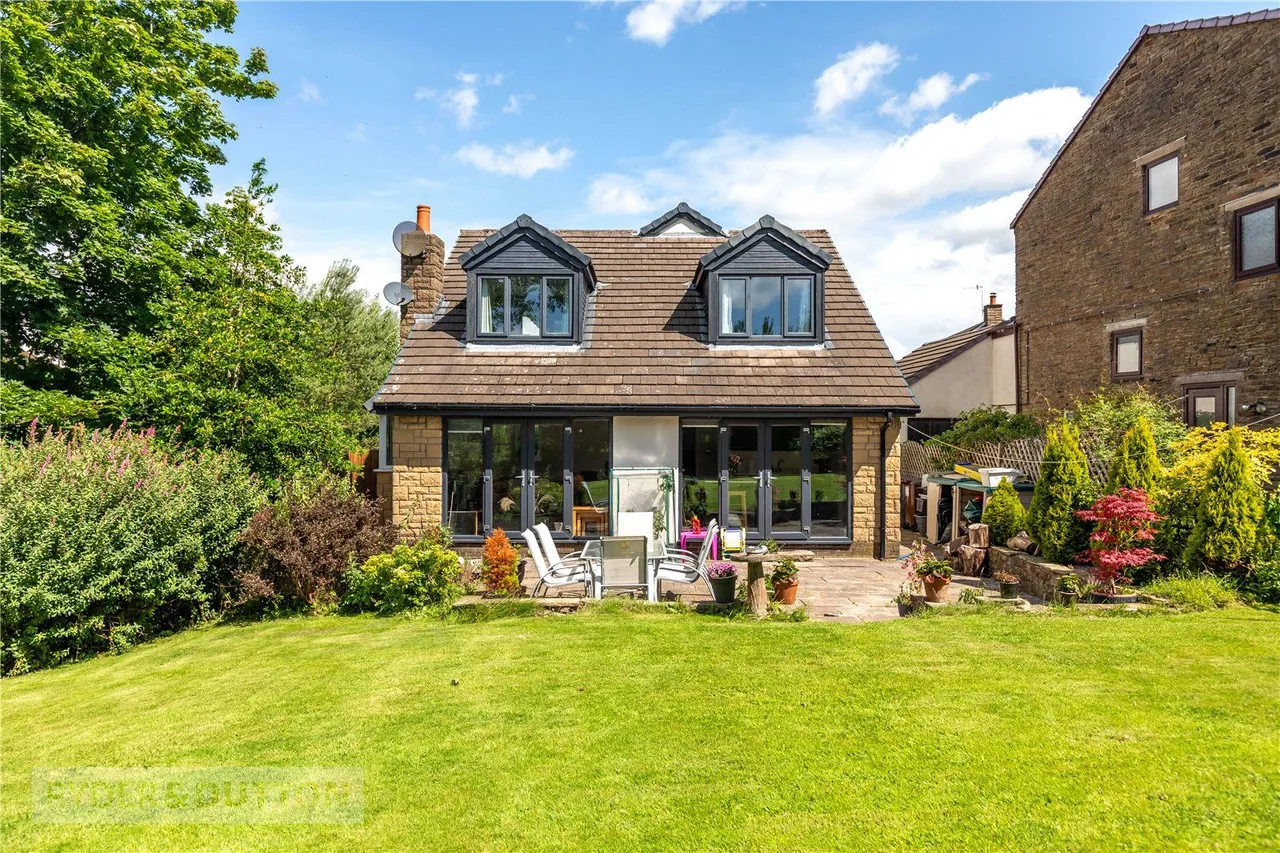 6 bed house for sale, Wolfenden Green, Waterfoot, BB4