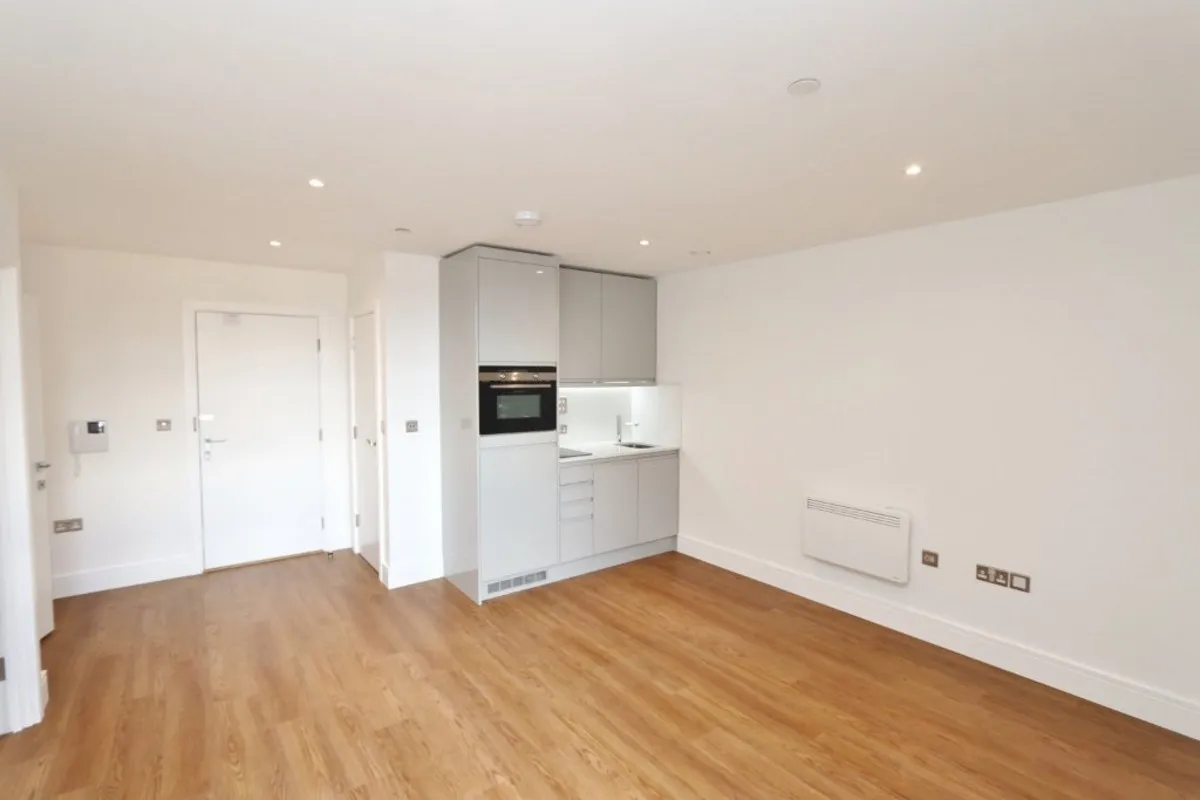75 London Road, Essex, Romford, RM7 9DG, photo 4