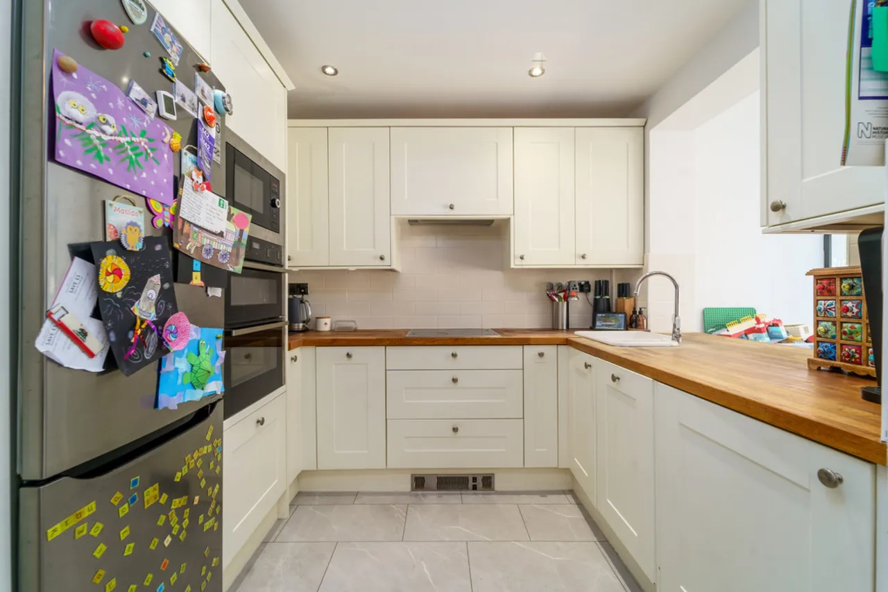 Ruskin Road, Staines-upon-Thames, TW18, photo 7