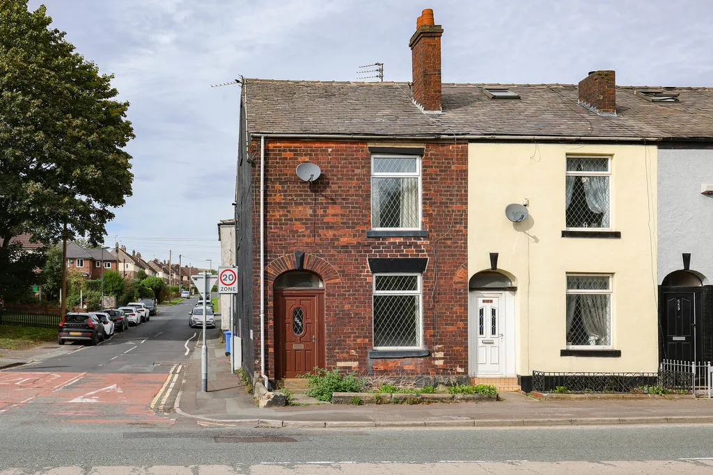 3 bed house for sale, Halifax Road, Rochdale, OL12