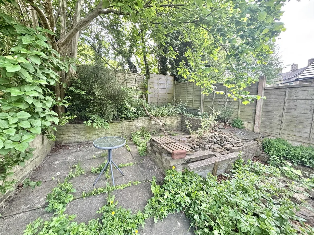 Gladstone Street, Glossop, SK13, photo 21