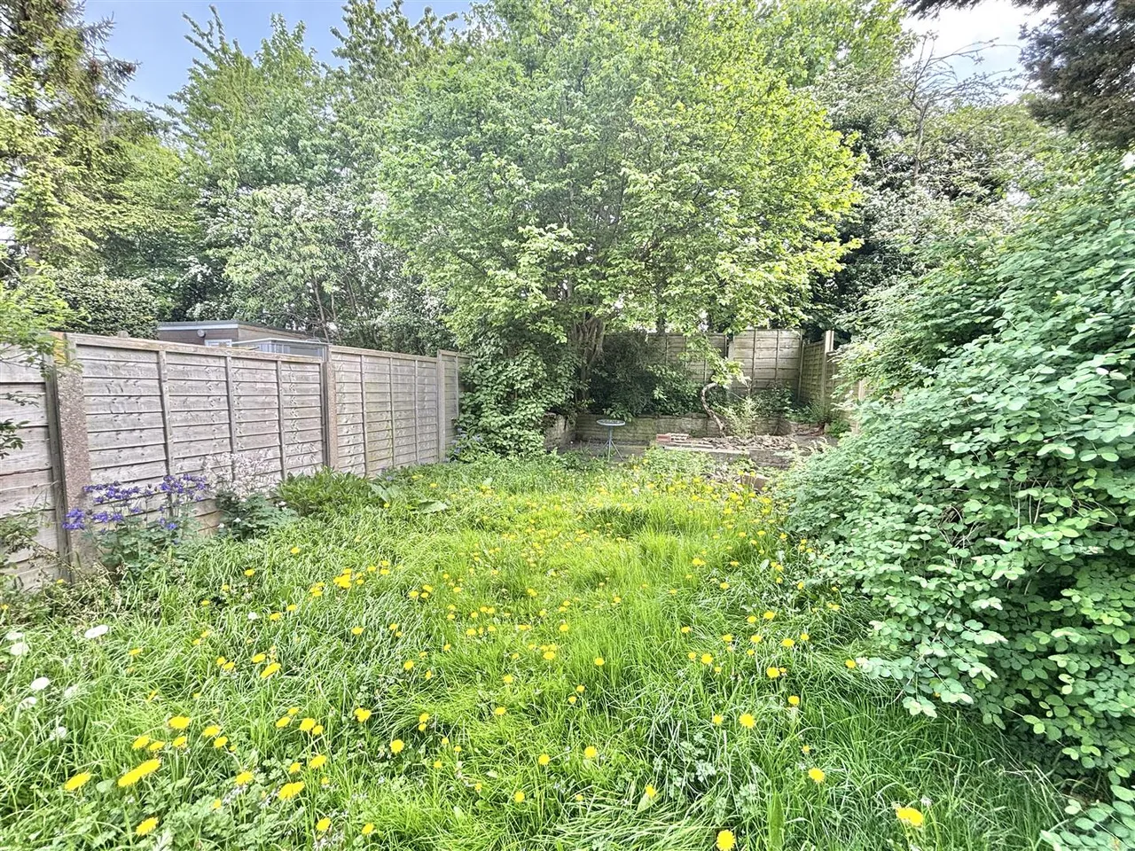 Gladstone Street, Glossop, SK13, photo 19