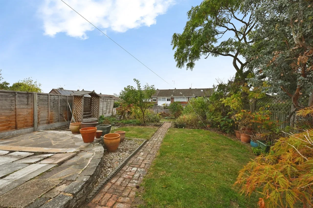 Western Road, Nazeing, EN9, photo 2