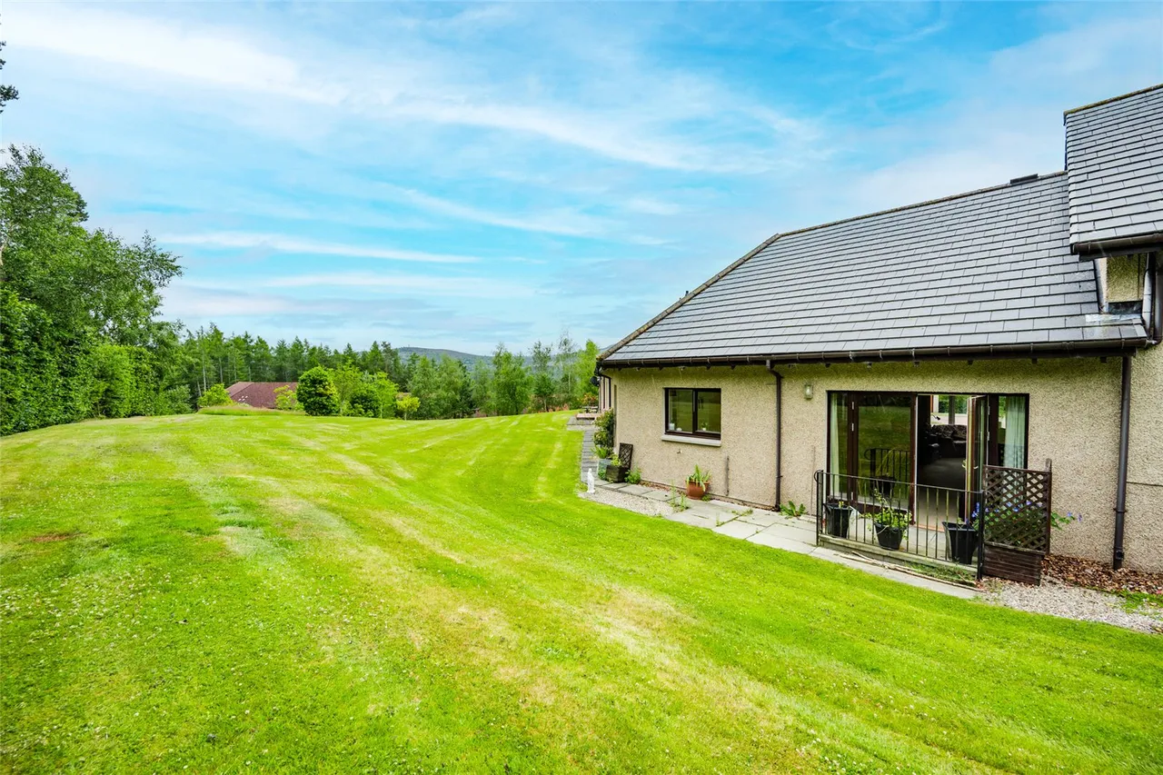 Fairways, Inchmarlo, AB31, photo 29