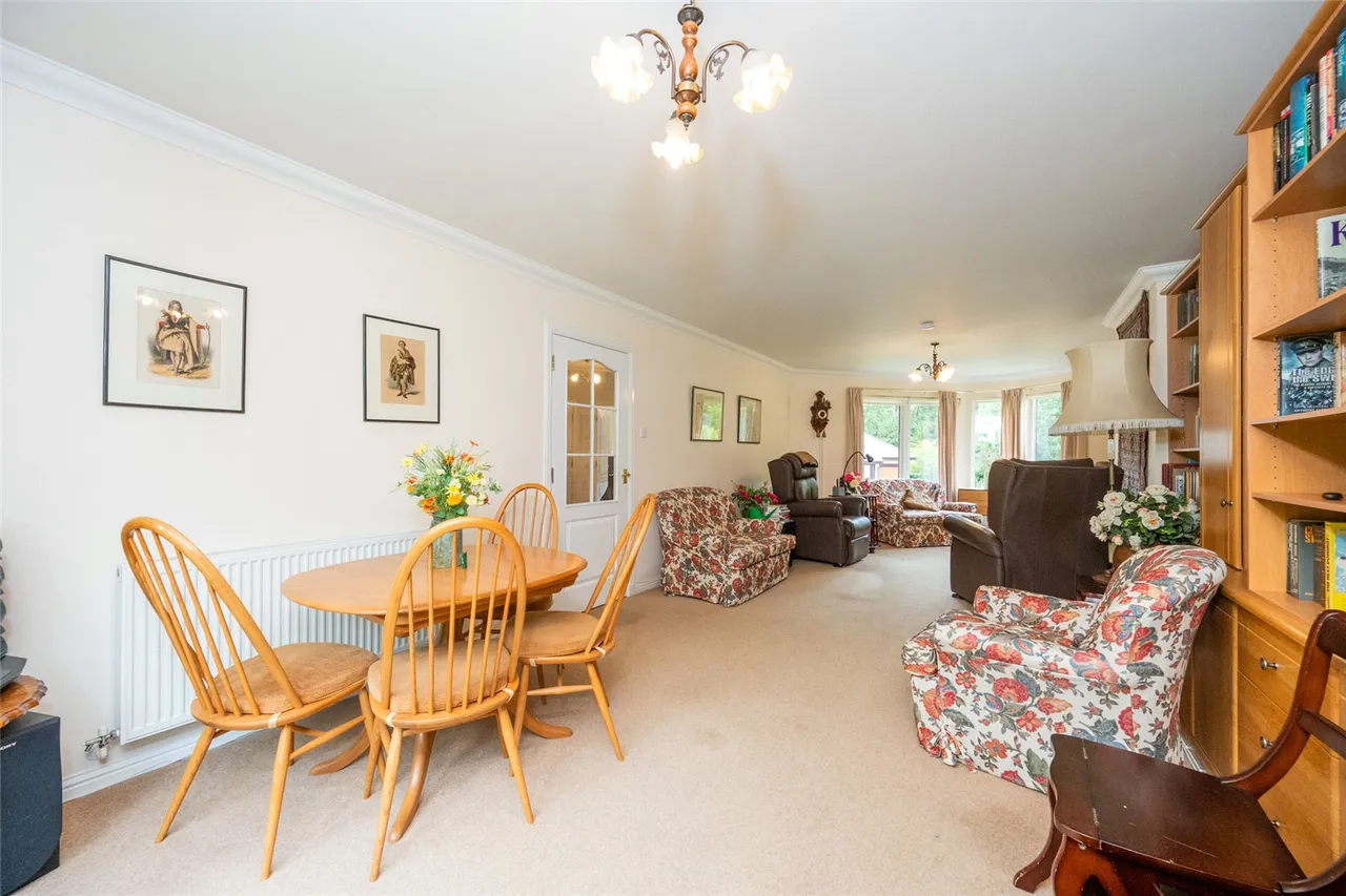 Fairways, Inchmarlo, AB31, photo 9