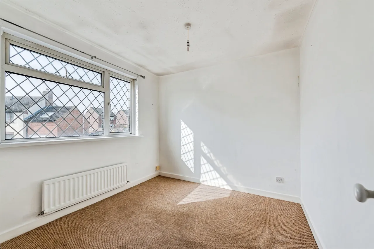 Castlefield Close, Eastleaze, Swindon, photo 9