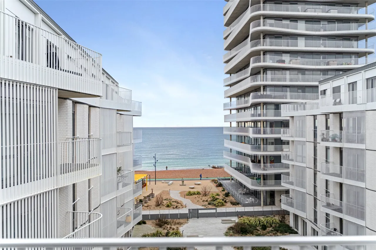 Brighton Road, Worthing, BN11, photo 4