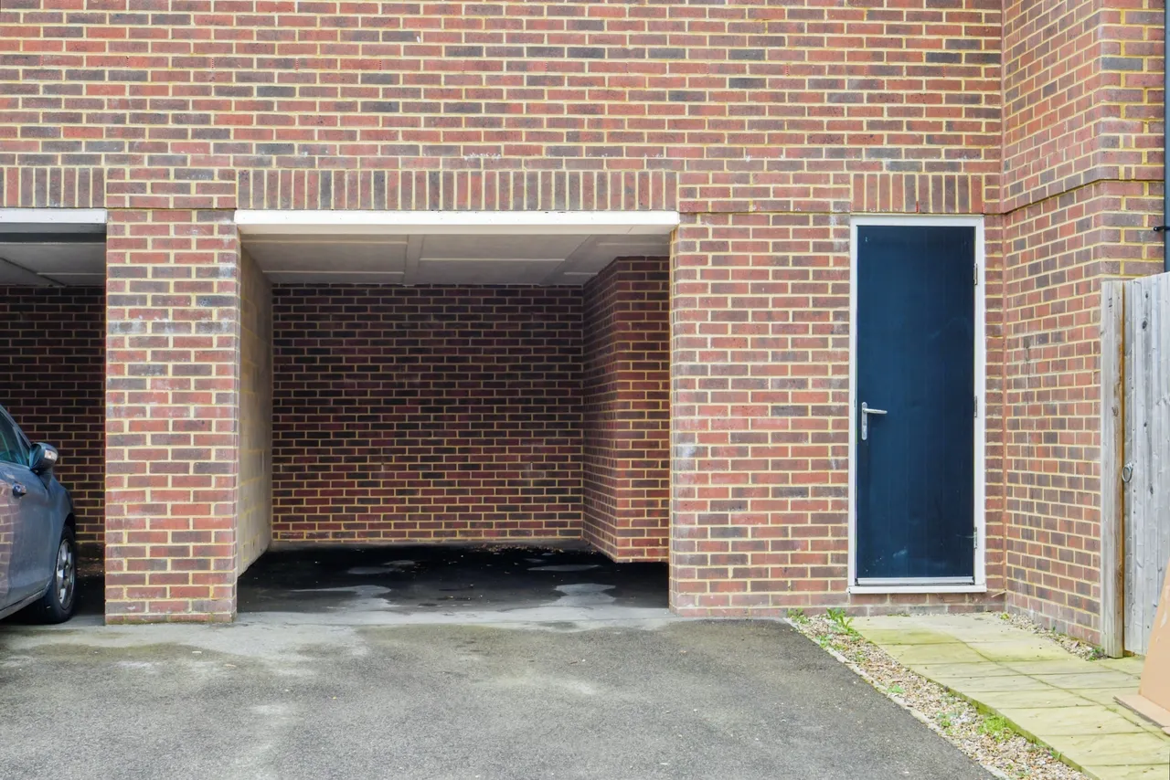 Leo Road, Margate, CT9, photo 18