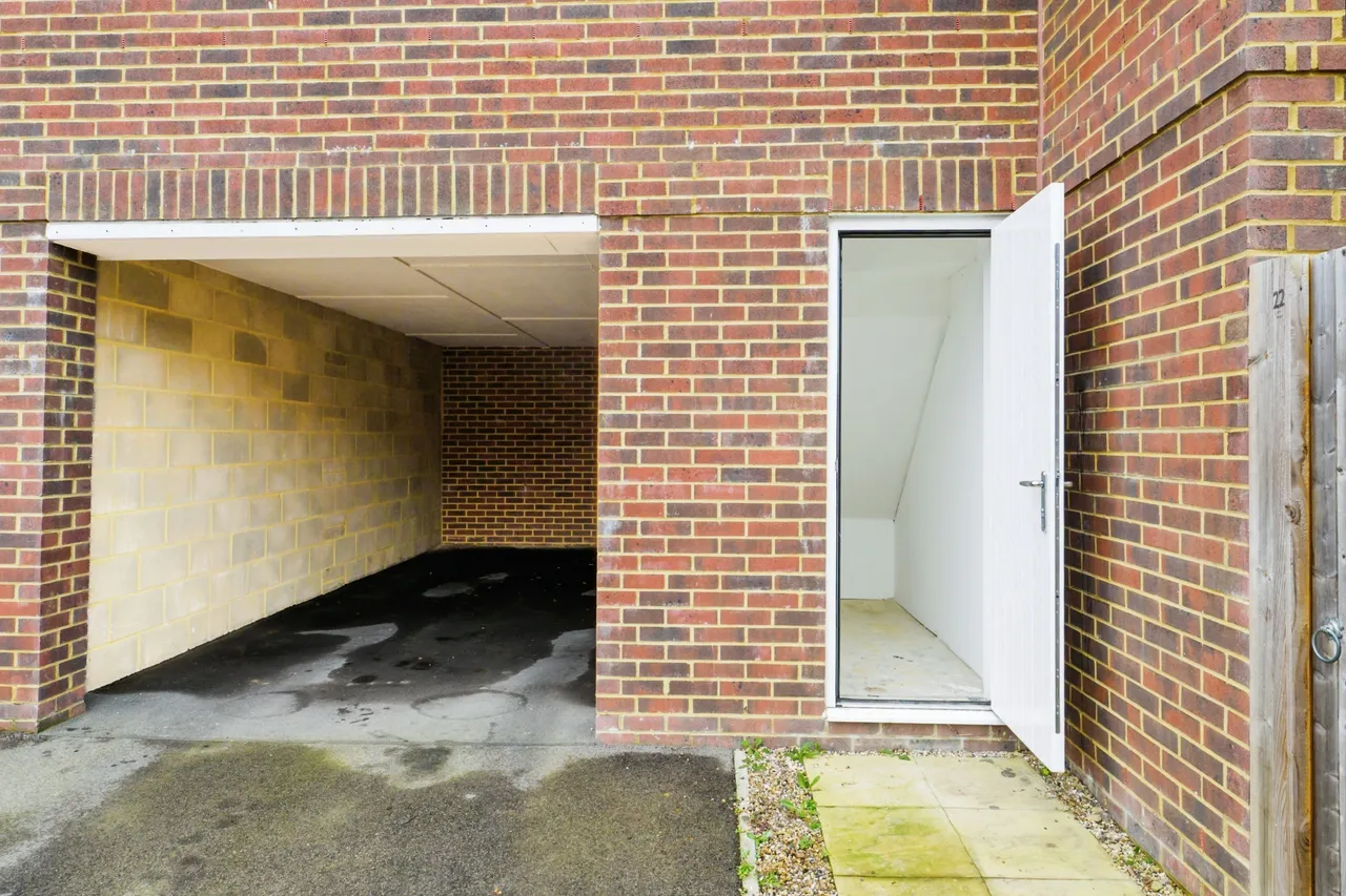 Leo Road, Margate, CT9, photo 19