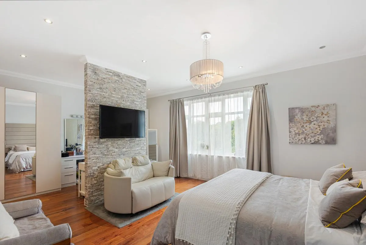 Hamilton Road, London, W5, photo 14