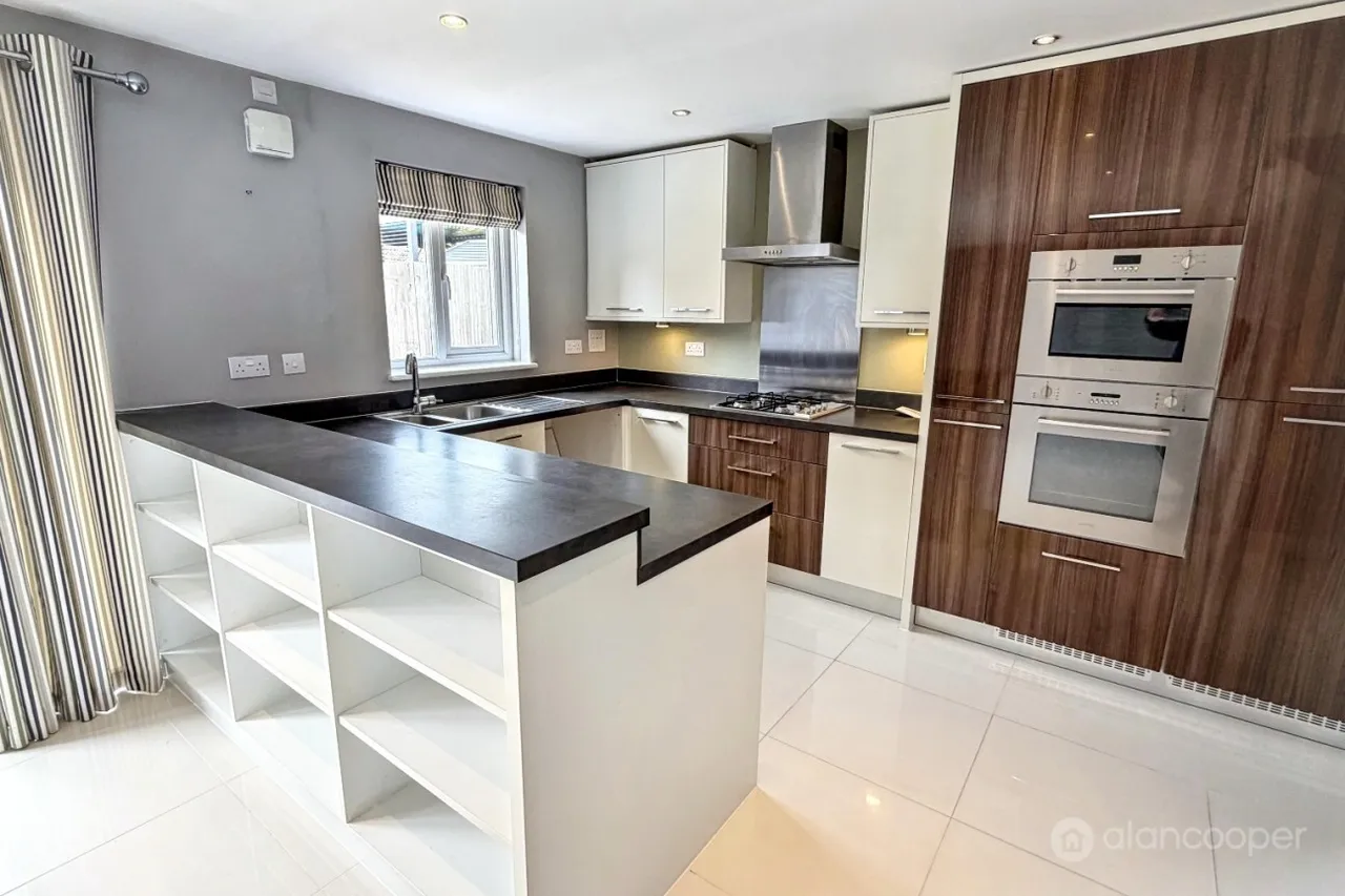 Sheelin Crescent, Eliot's View, CV10, photo 5