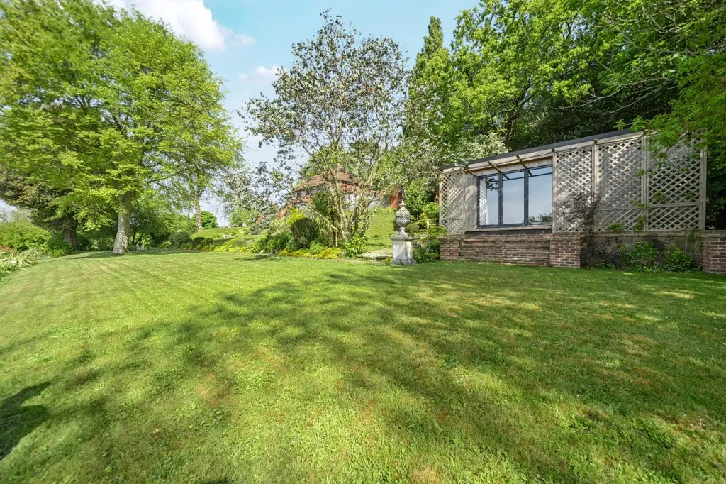 Westerham Road, Keston, photo 32