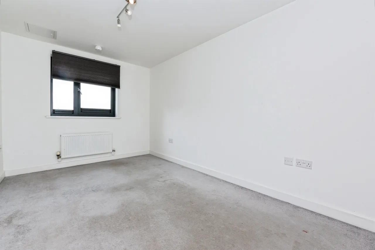 Hogg Lane, Grays, RM17, photo 5