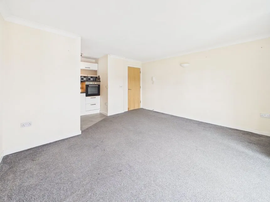 Mossley Road, Ashton-under-Lyne, Greater Manchester, OL6, photo 4