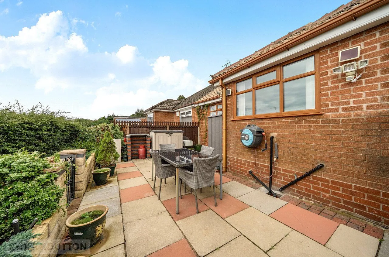 Rishworth Rise, High Crompton, OL2, photo 20