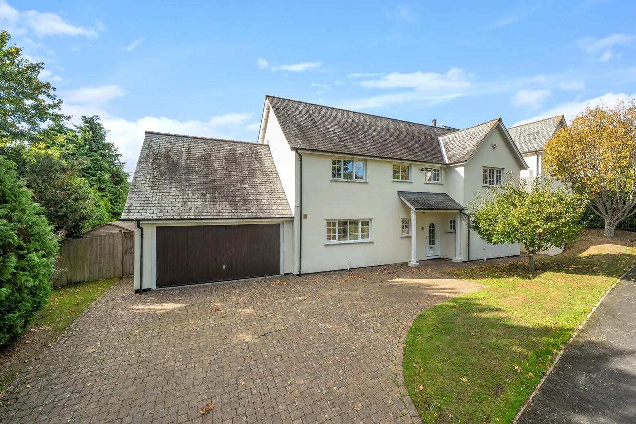 4 bed property for sale, Bowring Park, Moretonhampstead, TQ13