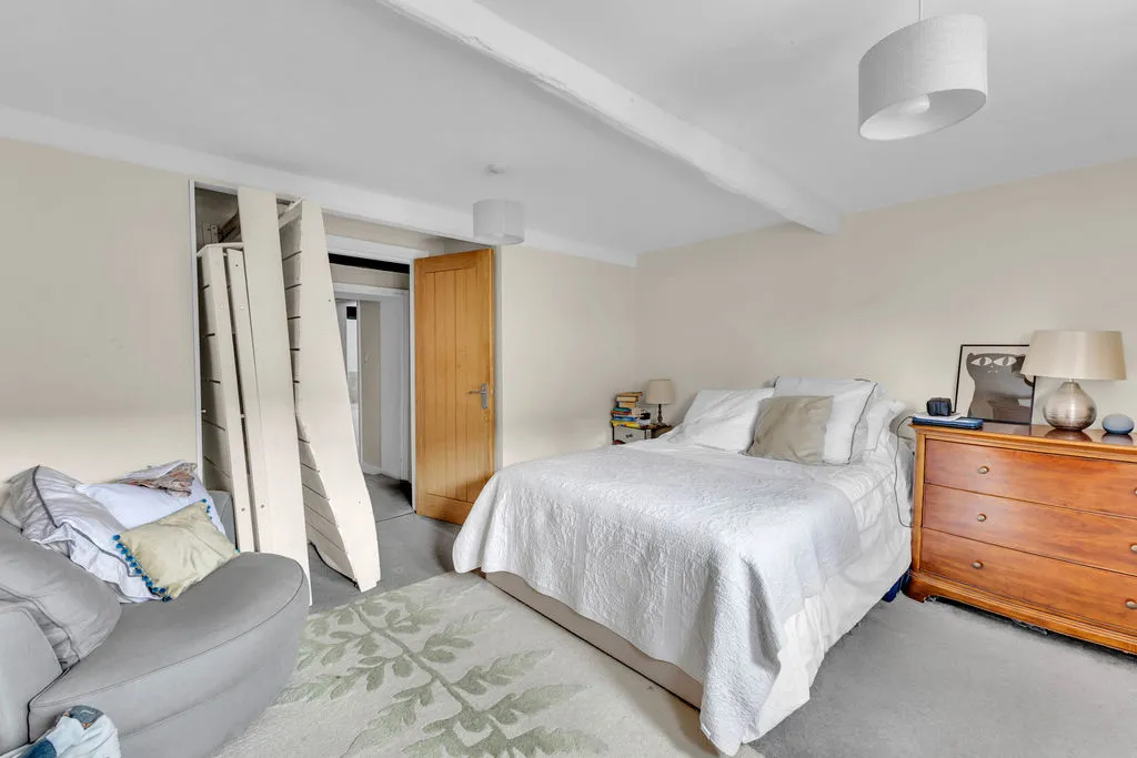 Shawclough Road, Rochdale OL12 7HR, photo 8
