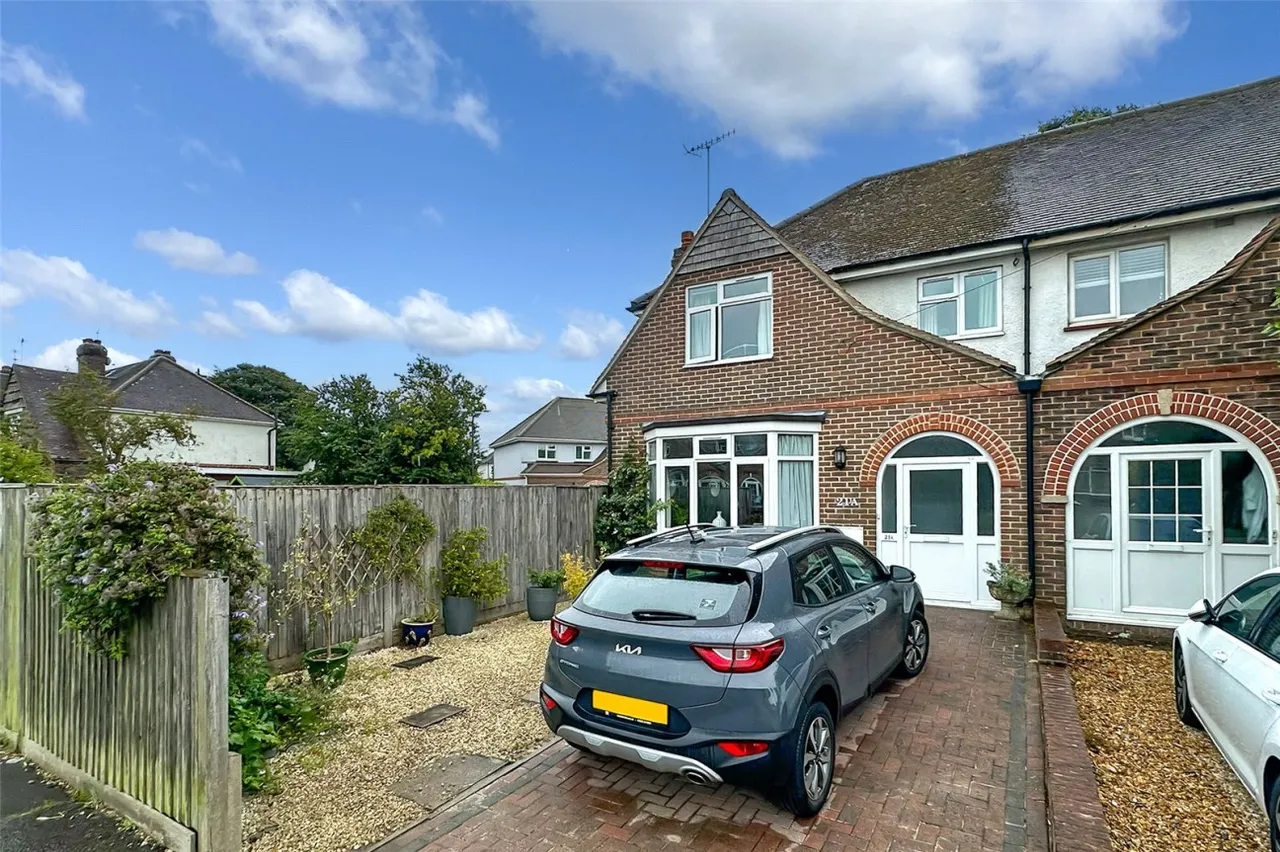 2 bed property for sale, Rustington, Littlehampton, BN16