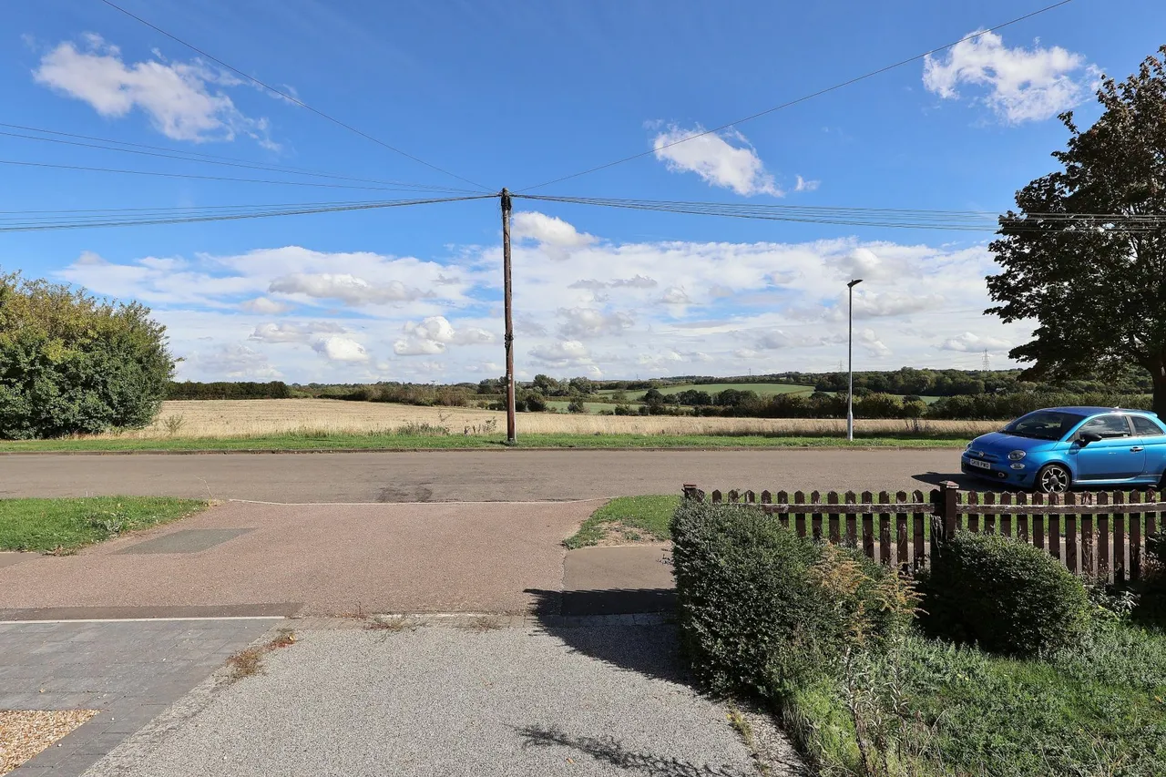 Kingswood Avenue, Hitchin, SG4, photo 33